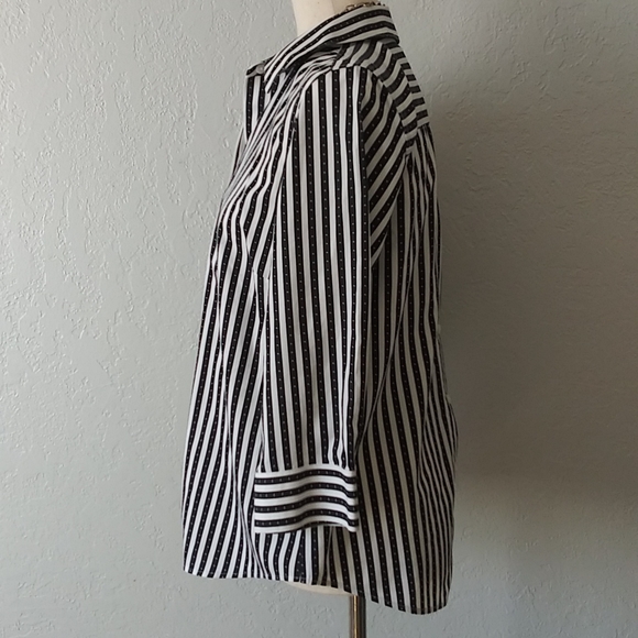 Chico's 3/4 sleeve career button down size 0 - Picture 2 of 13